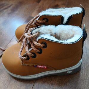 Toddler Sherpa Lined Boots